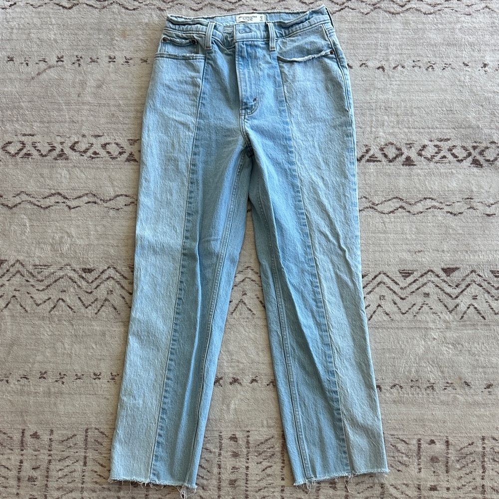 Abercrombie & Fitch Women's Light Blue Straight Leg Jeans